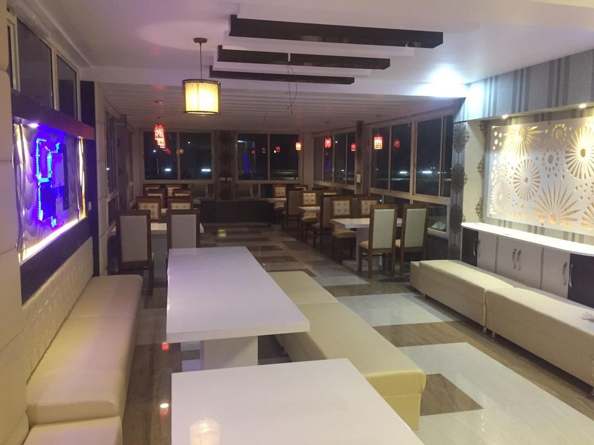 Syona Residency Hotel Lucknow Luaran gambar